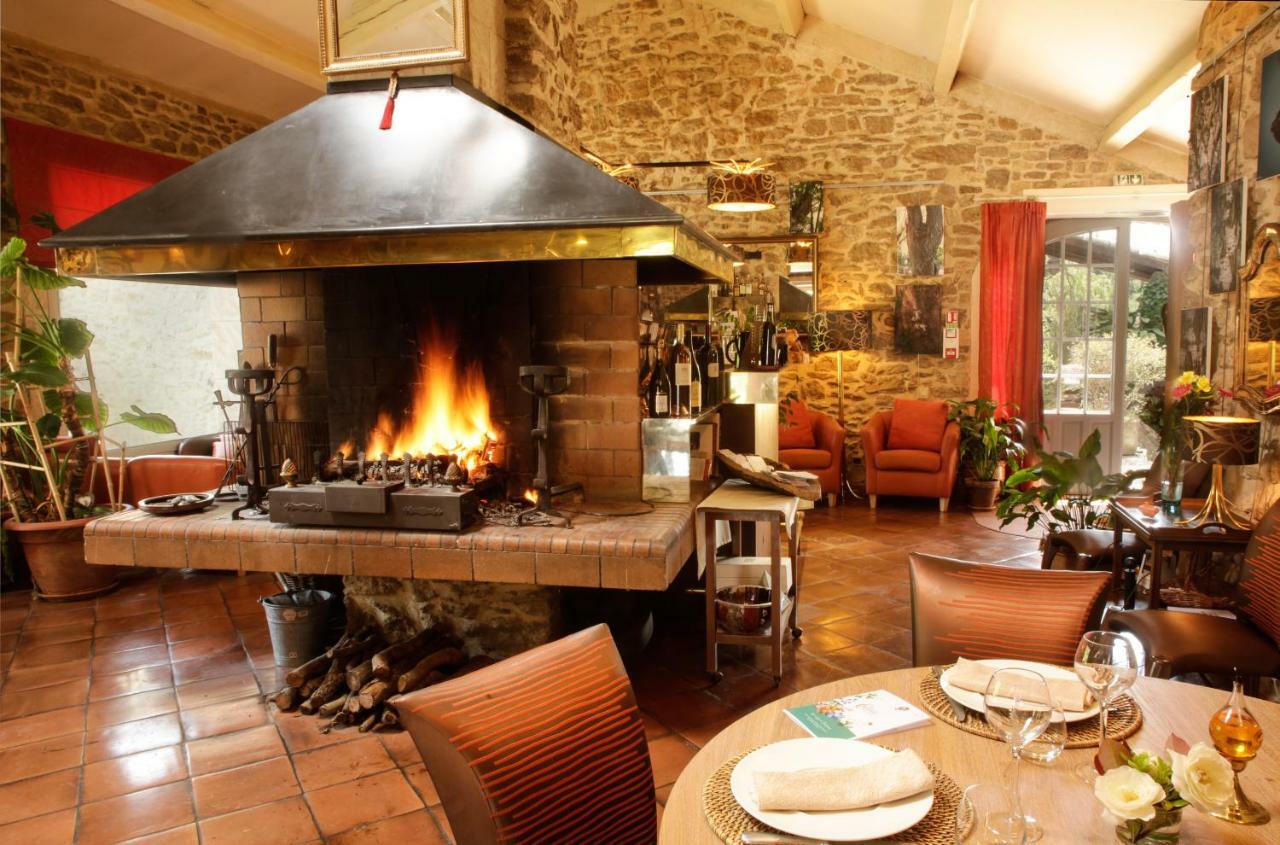 La Campagne St Lazare - Restaurant Chambres D'Hotes Piscine & Spa Forcalquier Ngoại thất bức ảnh