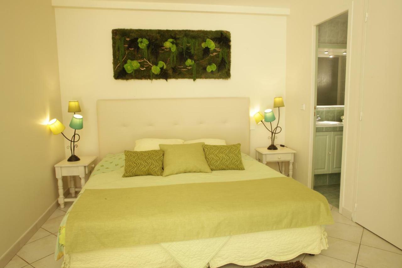 La Campagne St Lazare - Restaurant Chambres D'Hotes Piscine & Spa Forcalquier Ngoại thất bức ảnh